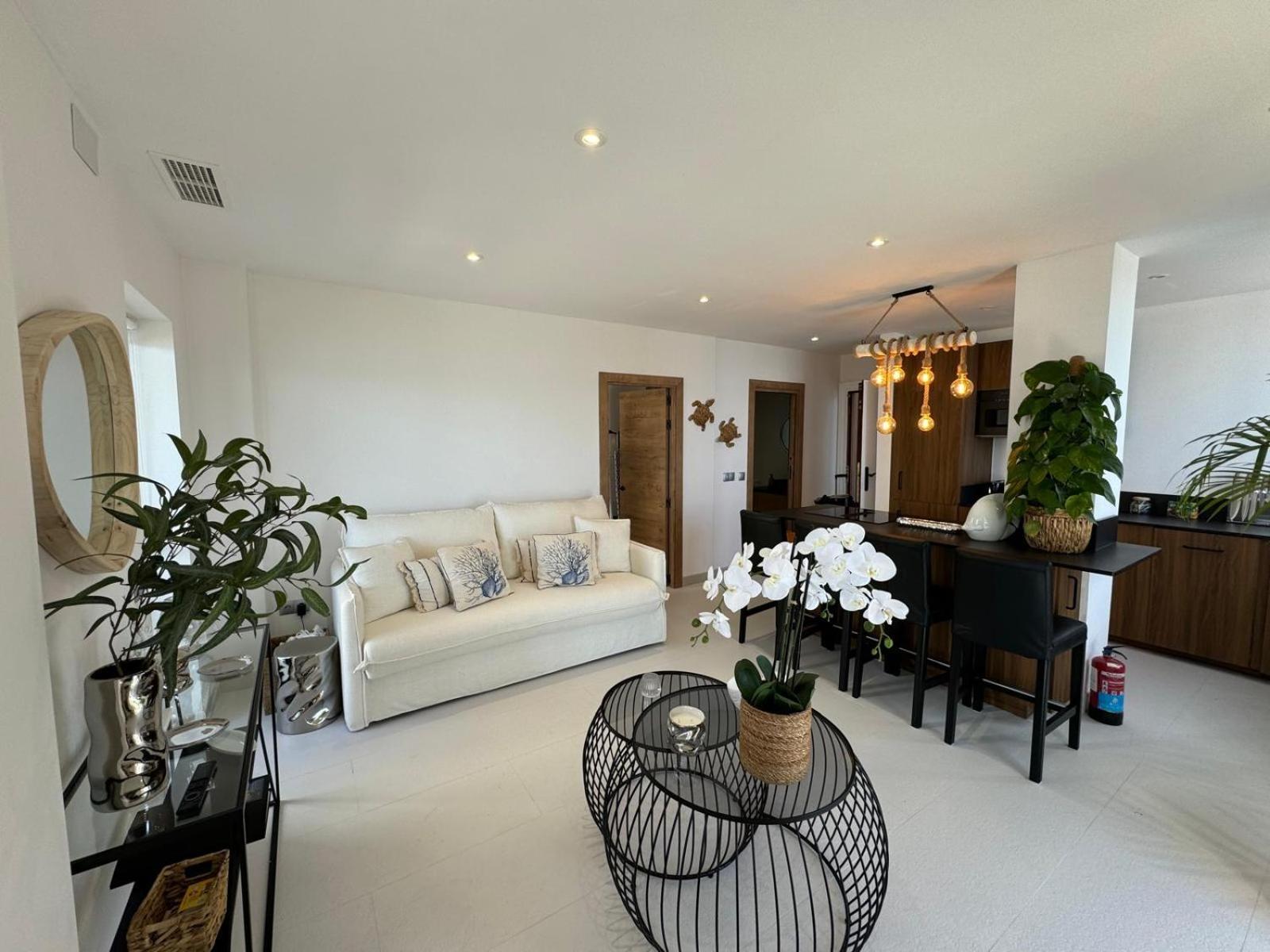 Marbella Beachfront Apartment Bagian luar foto