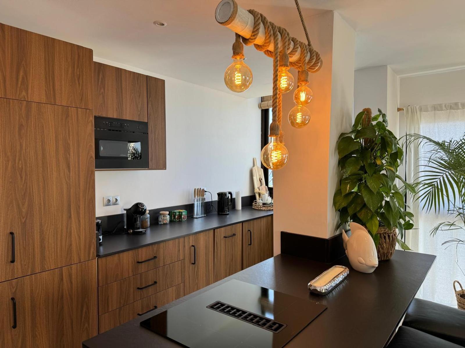 Marbella Beachfront Apartment Bagian luar foto